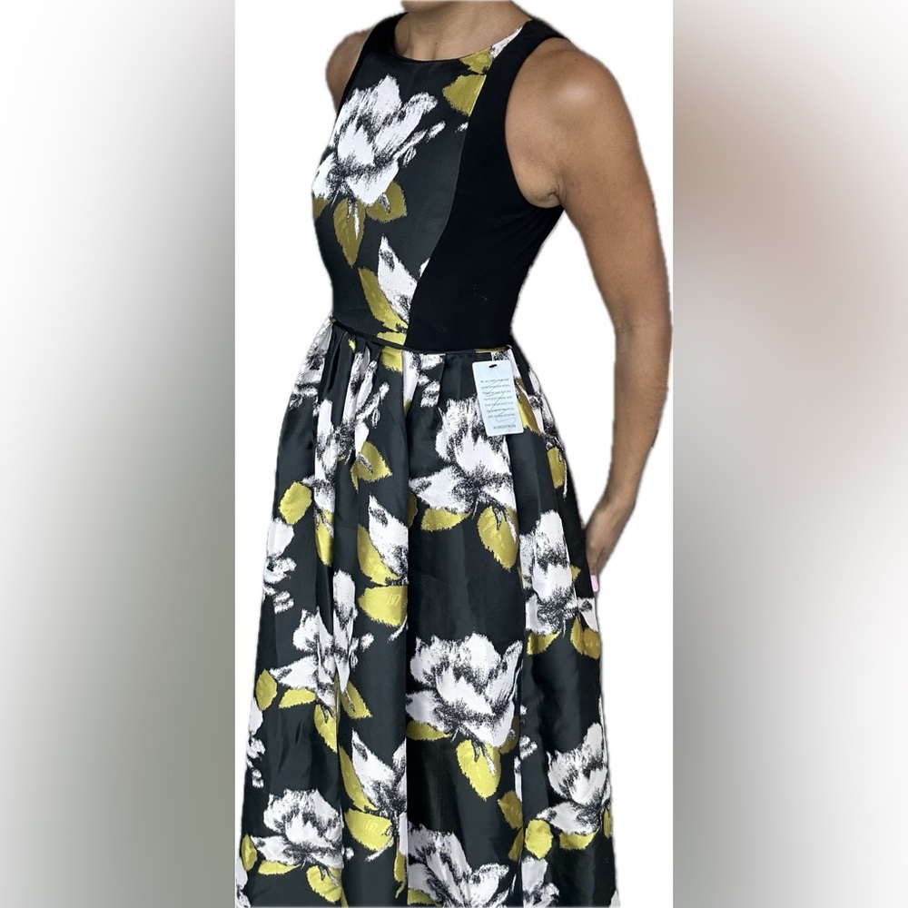 Adrianna Pappel Floral Gown with Pockets